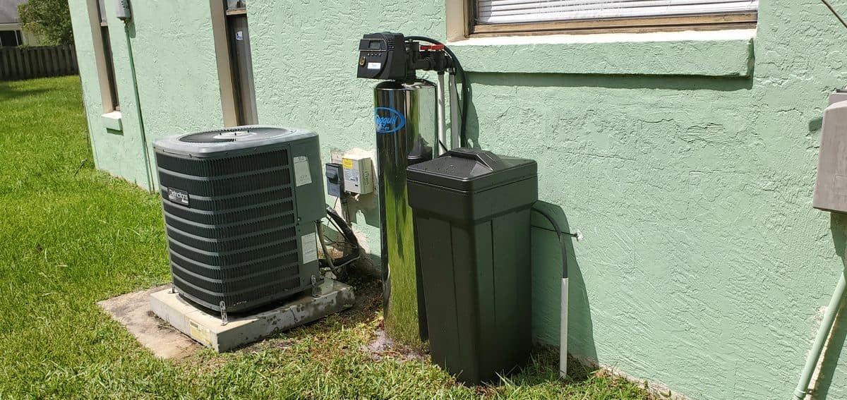 Whole house water softener system installed by Seagull Water Solutions in a Central Florida home